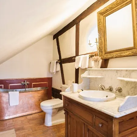 De Charme 'zum Schiff' Hotel Iffezheim