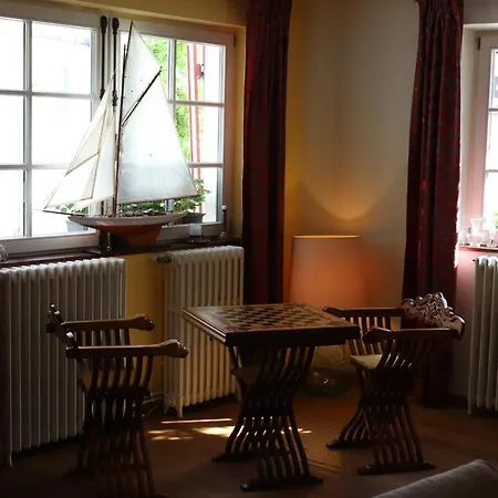 De Charme 'zum Schiff' 3*