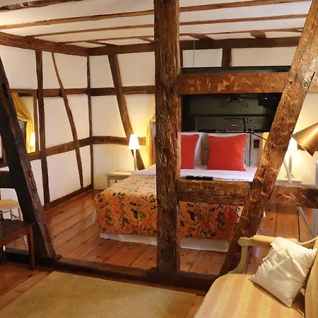 De Charme 'zum Schiff' 3*