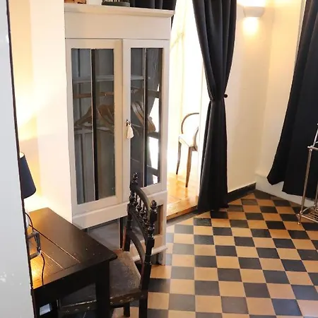 Szálloda De Charme 'zum Schiff' Iffezheim